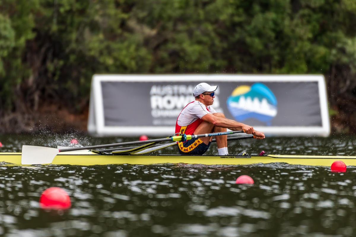 Alex_Hill_Sculling_Copyright_RA_Sam_Volker